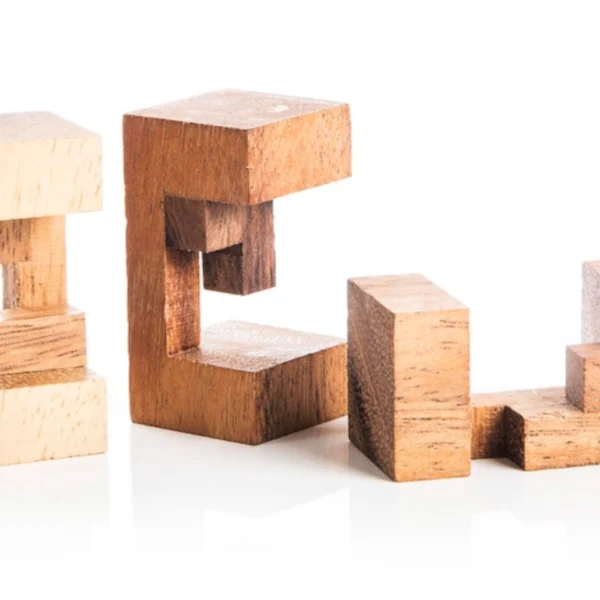 Handcrafted An Elegant 3-Piece Interlocking Puzzle